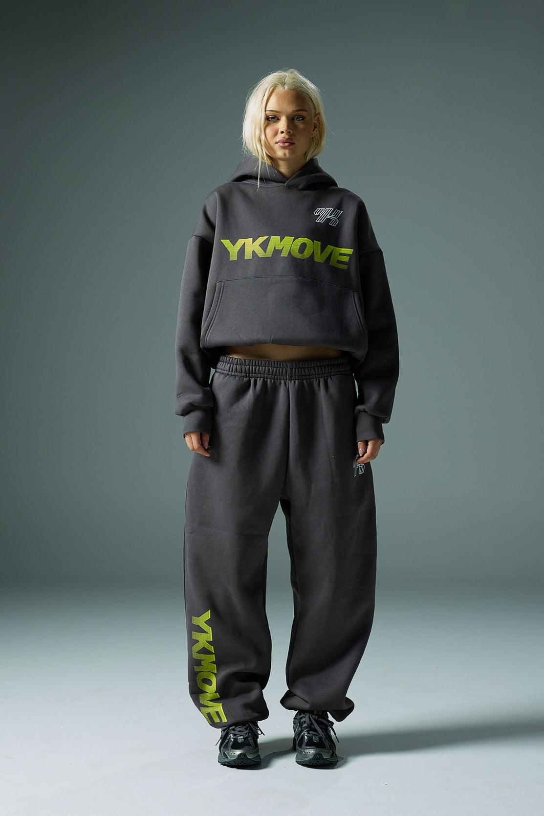 YK Move Activate Hoodie | Charcoal