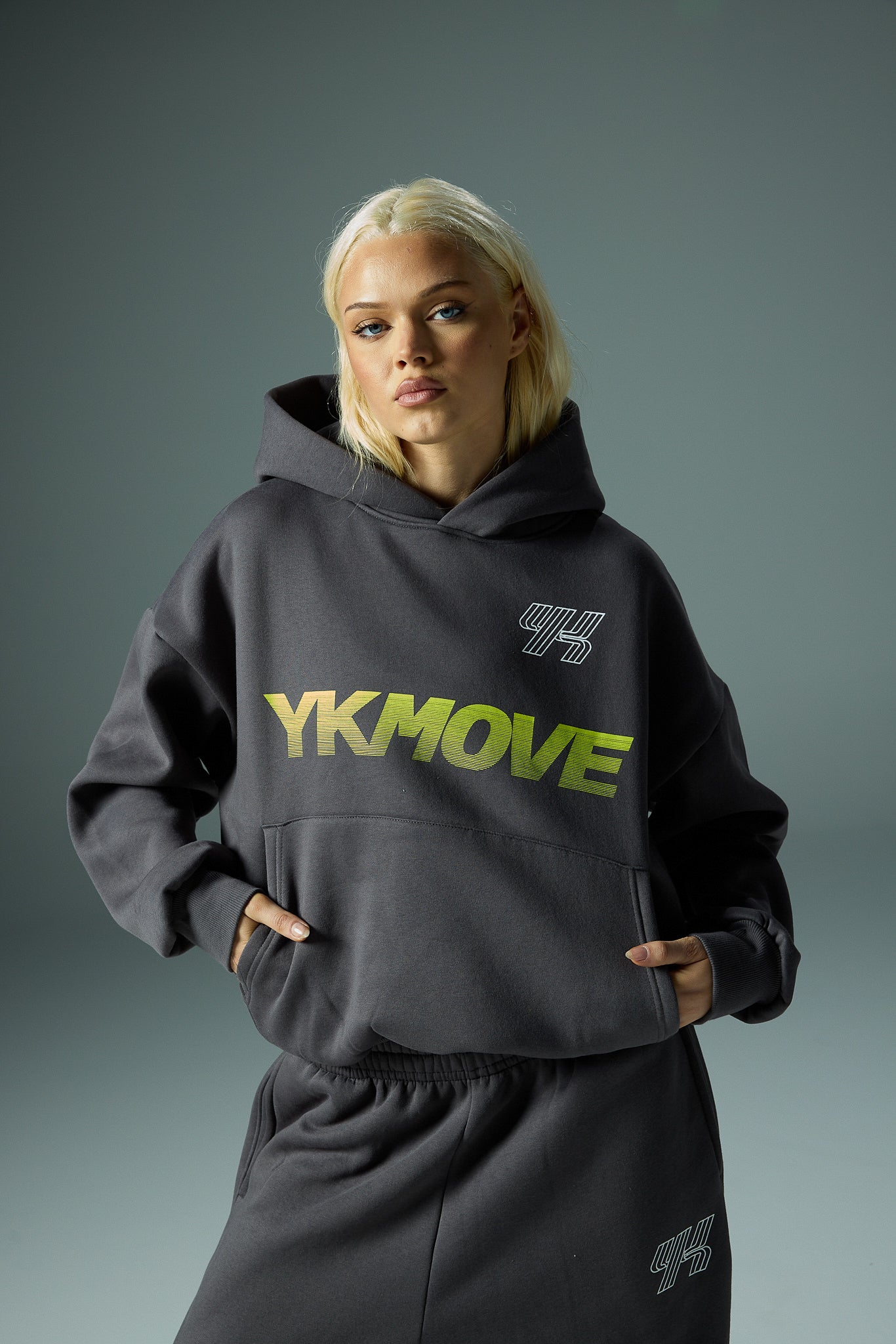 YK Move Activate Hoodie | Charcoal