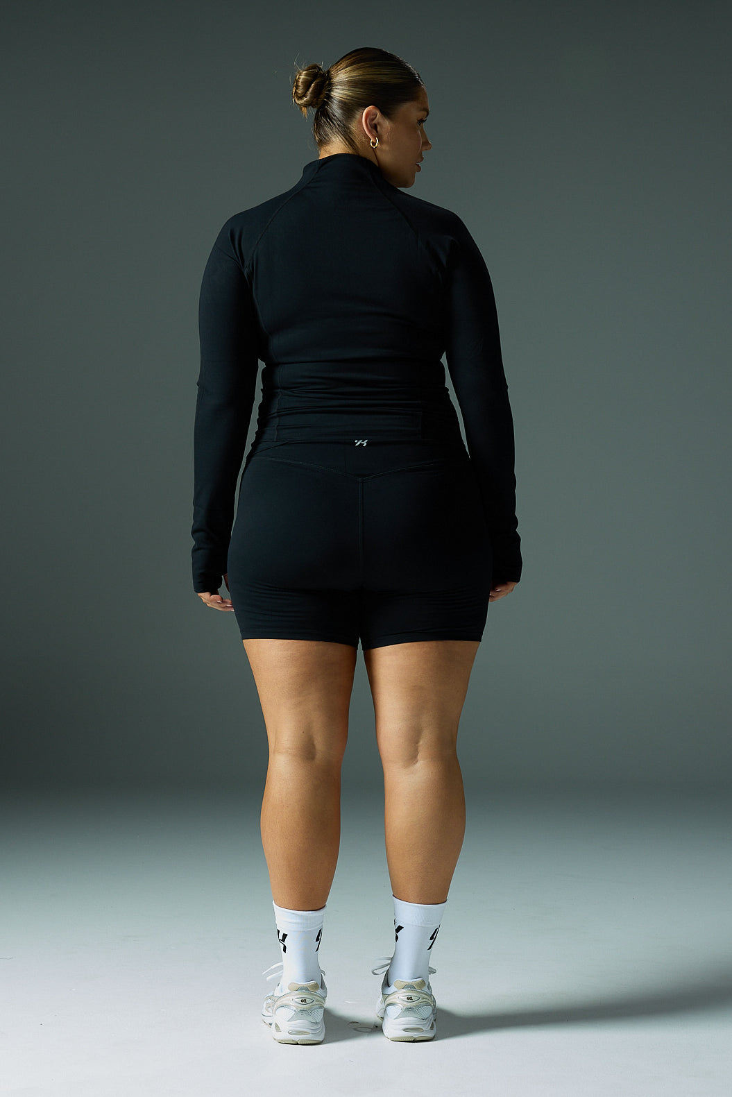 YK Move Sculpt 5" Shorts | Black