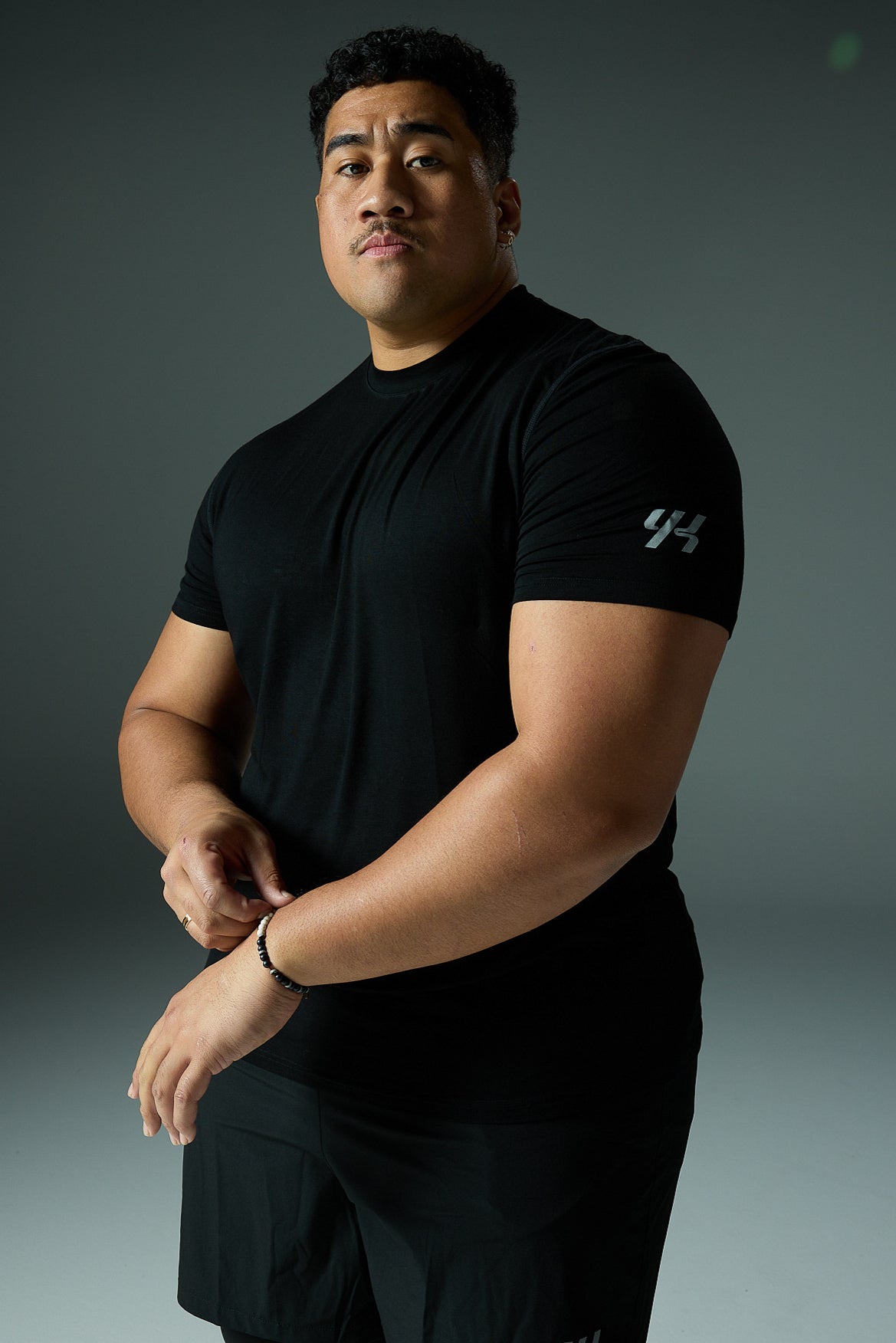 YK Move Flow Tee | Black