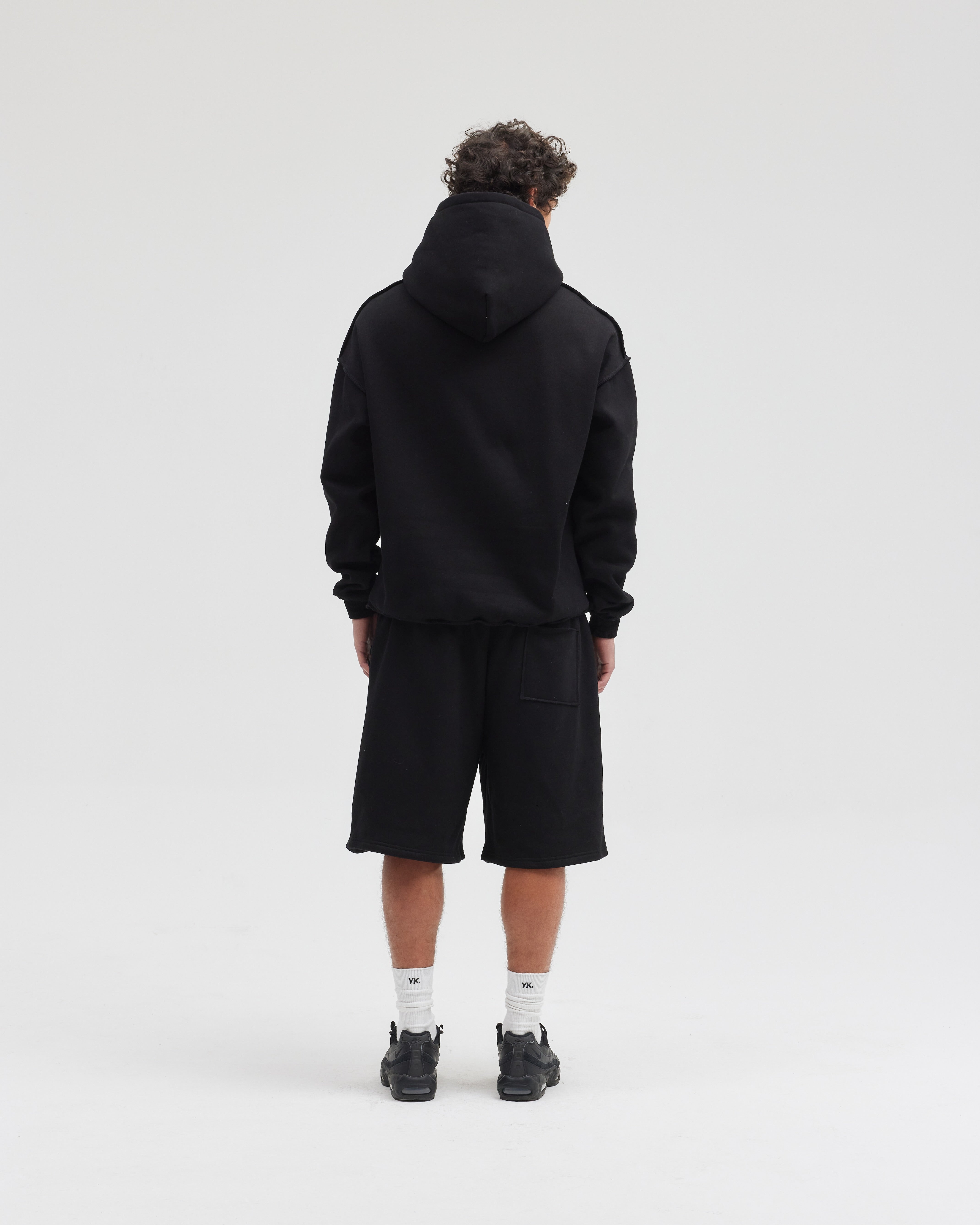 Exposed Seam Shorts | Black
