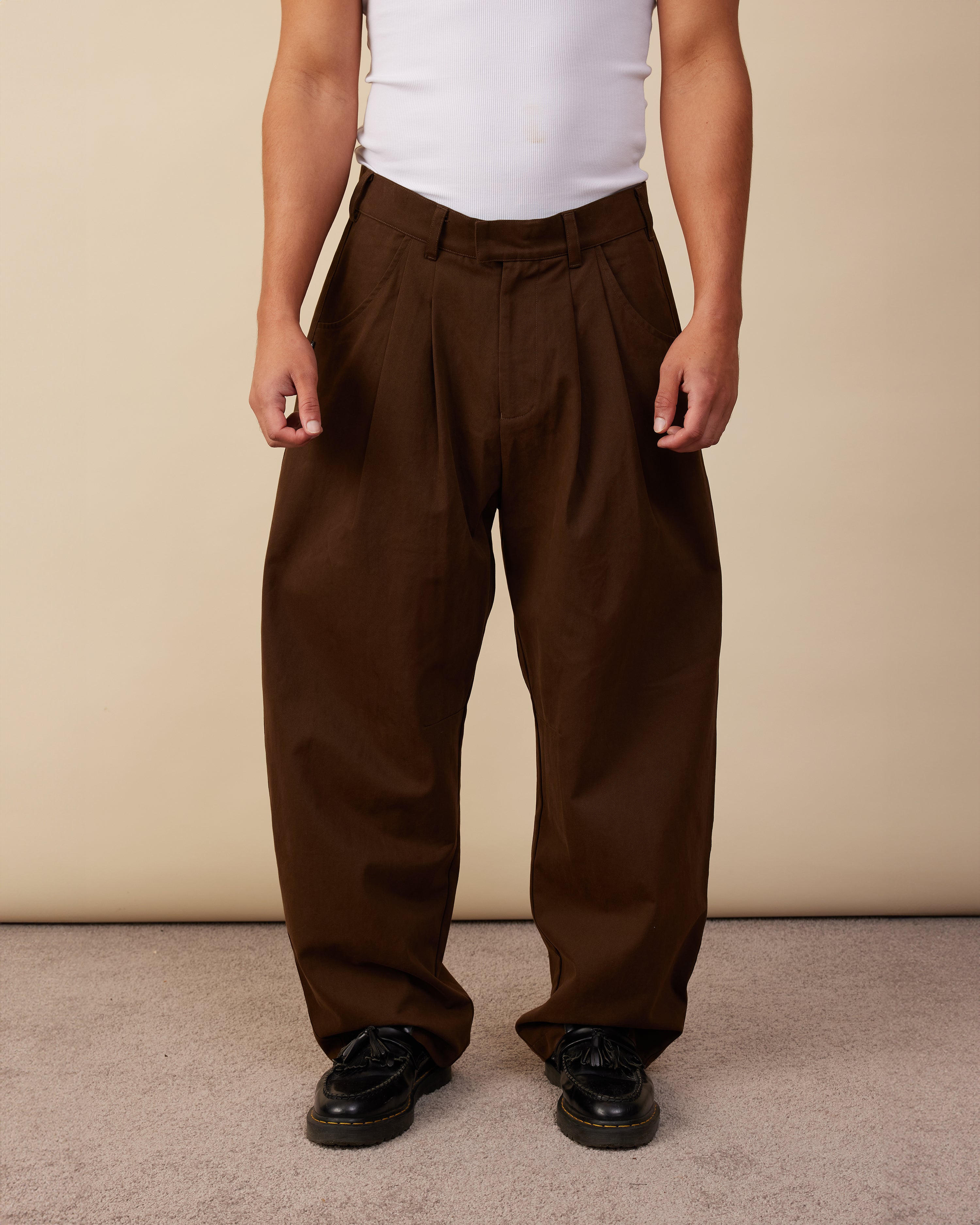 Barrel Leg Pants | Warm Brown