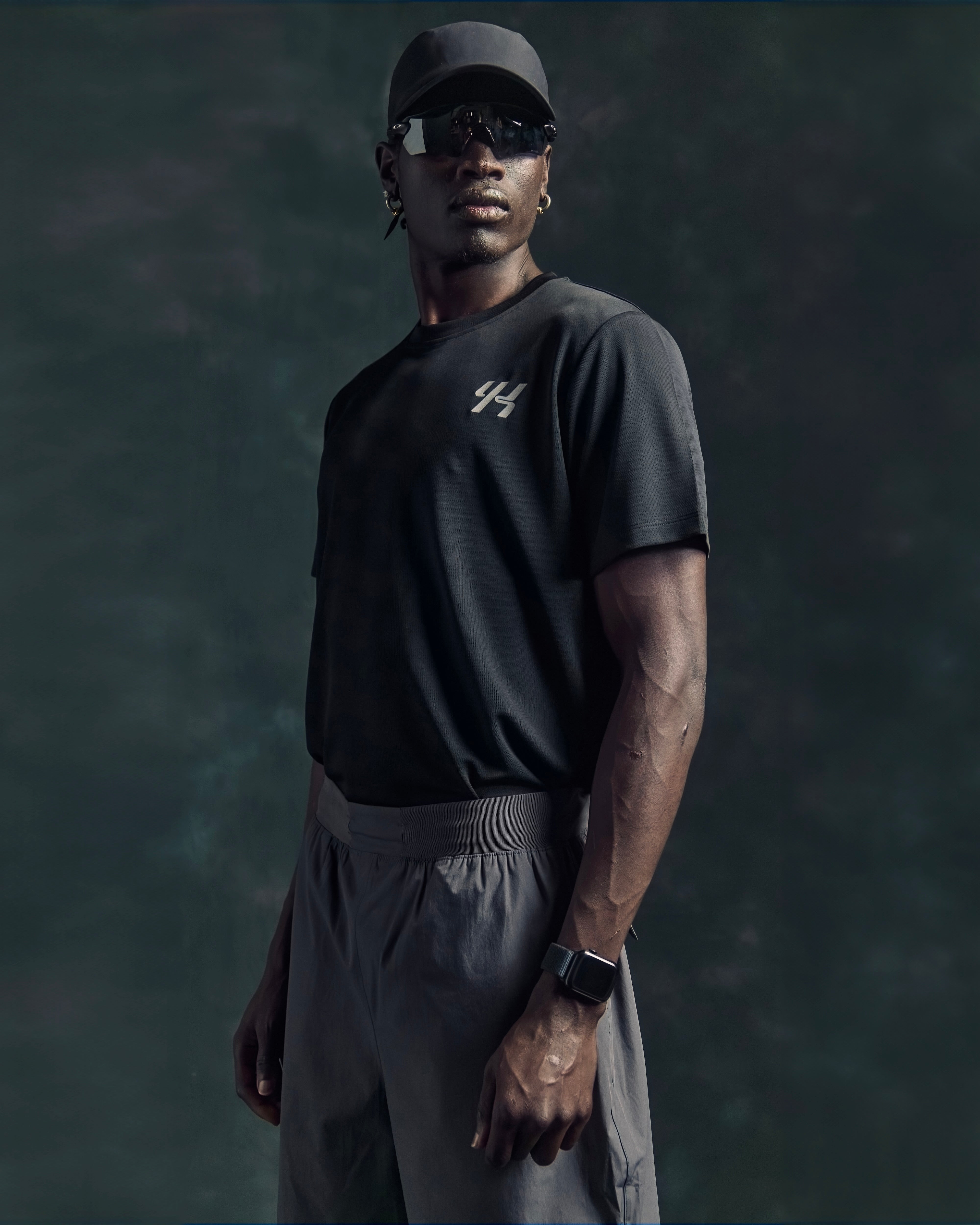 YK Move Journey Tee | Black