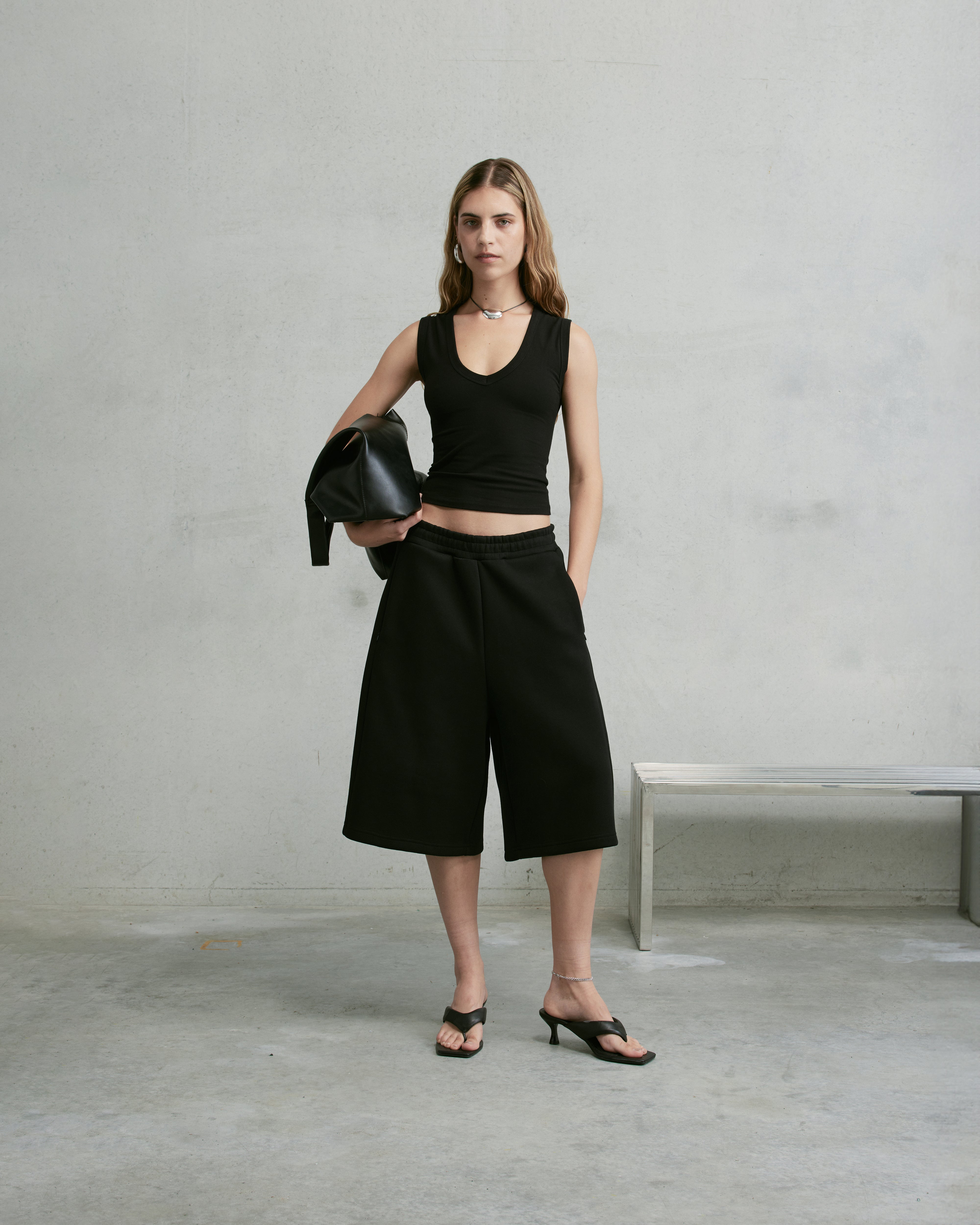 Nothing Heavyweight Jumbo Shorts | Tar