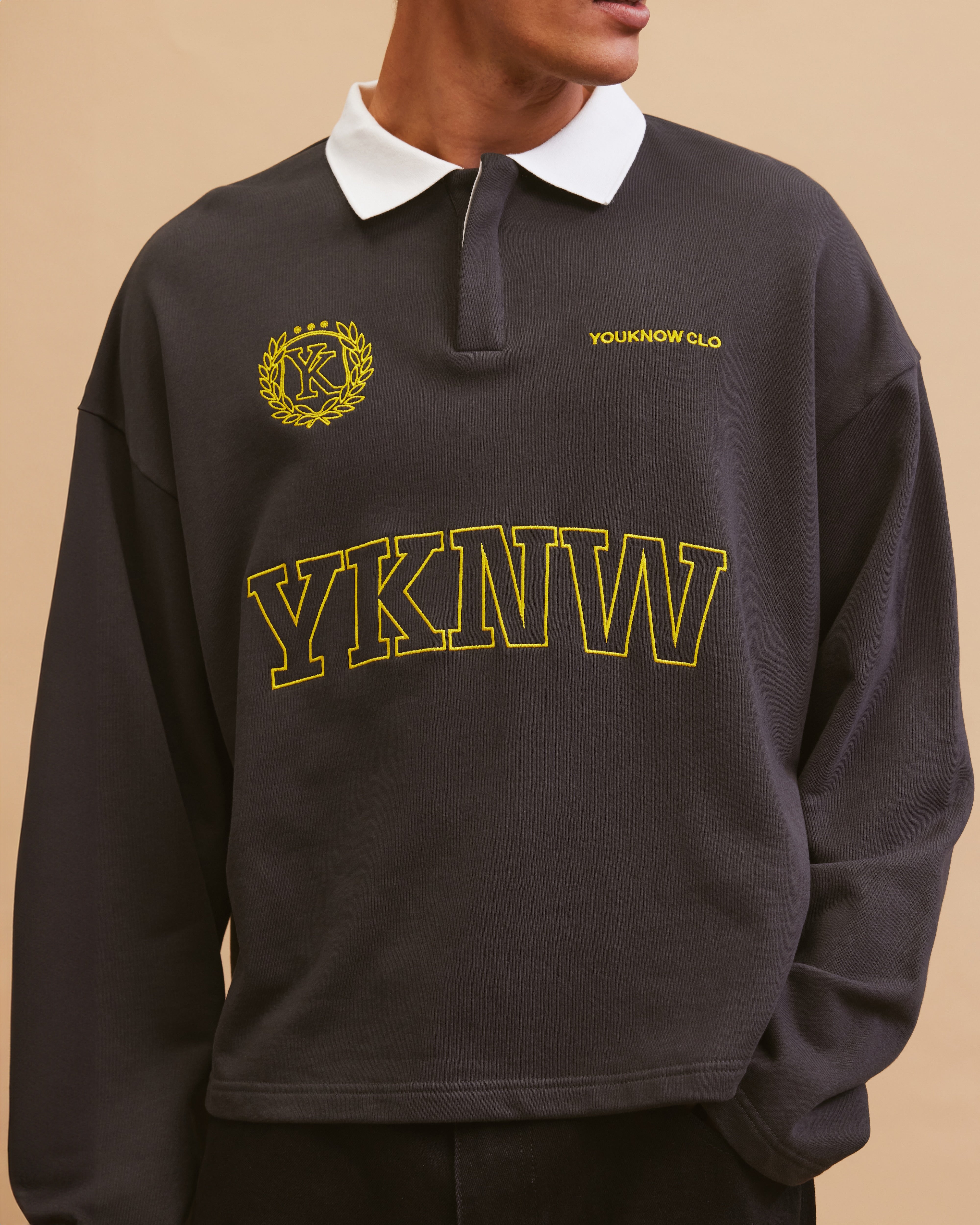 Emblem Polo Longsleeve | Charcoal