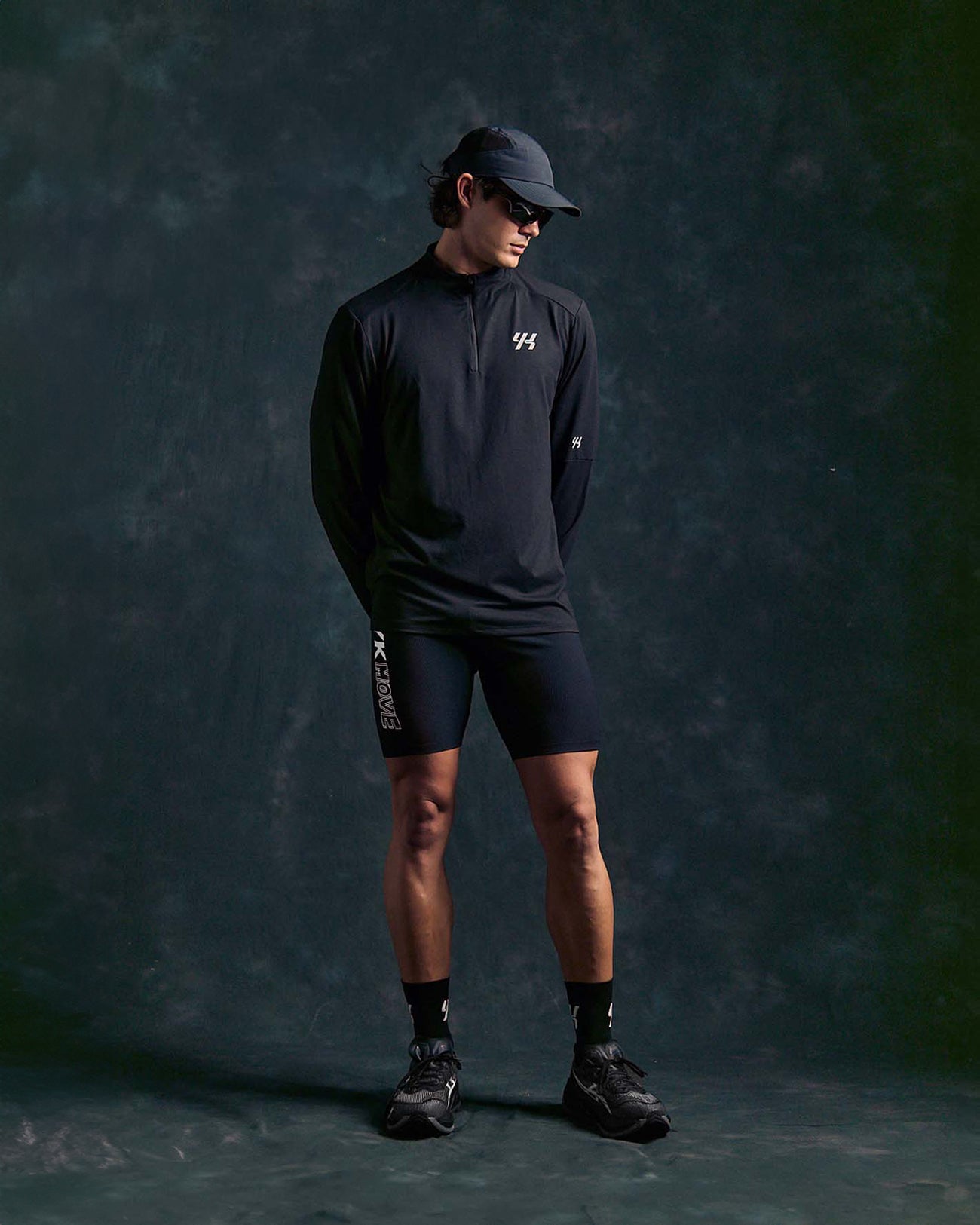 YK Move Journey Quarter Zip | Black