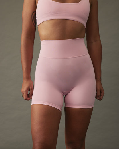 YK Move Cloud Shorts | Blush