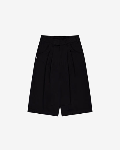 Double Pleated Shorts | Black