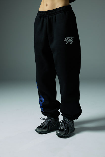 YK Move Activate Sweatpants | Black