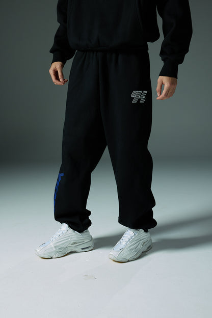 YK Move Activate Sweatpants | Black