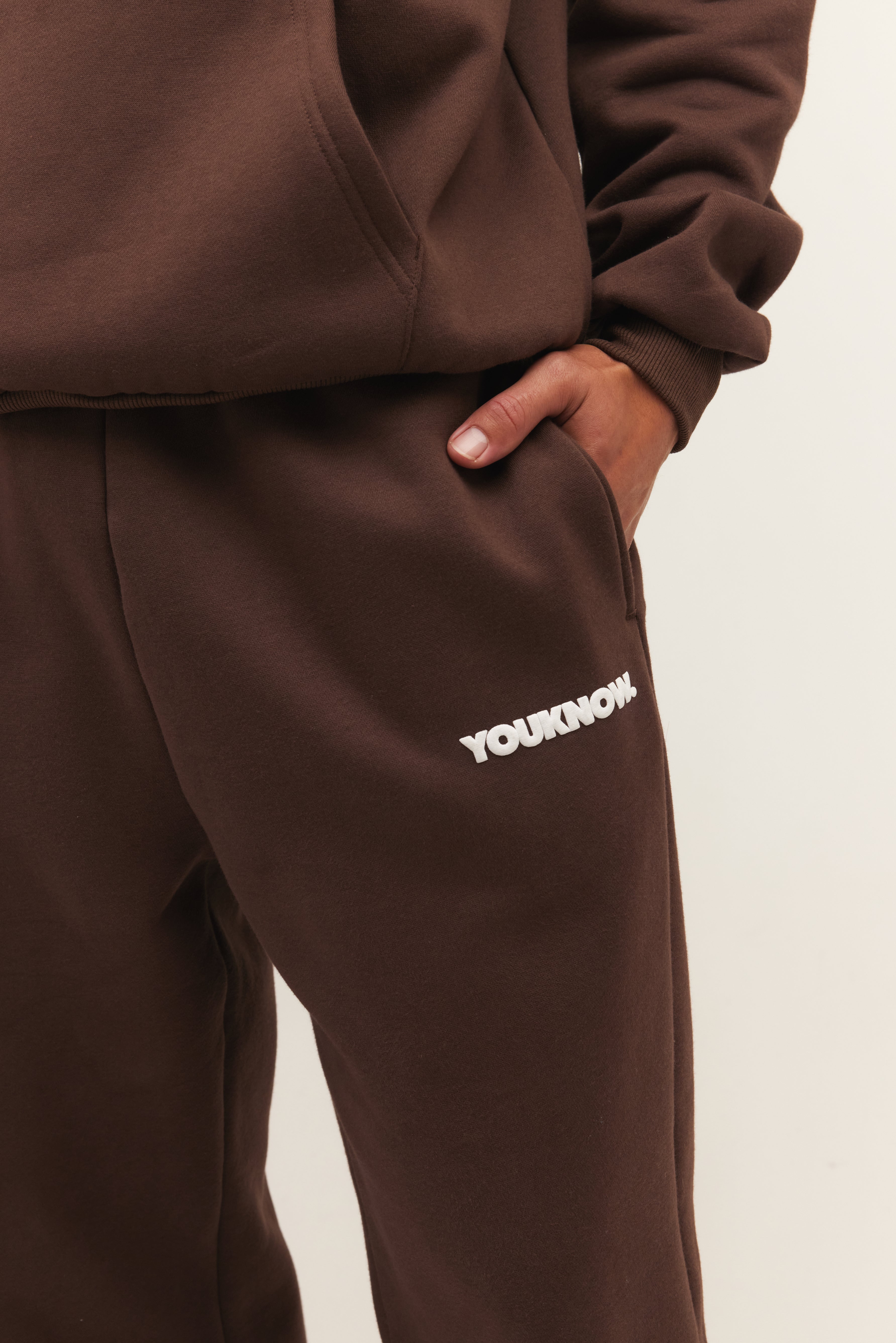 BLOCK WIDE-LEG SWEATPANTS | Brown