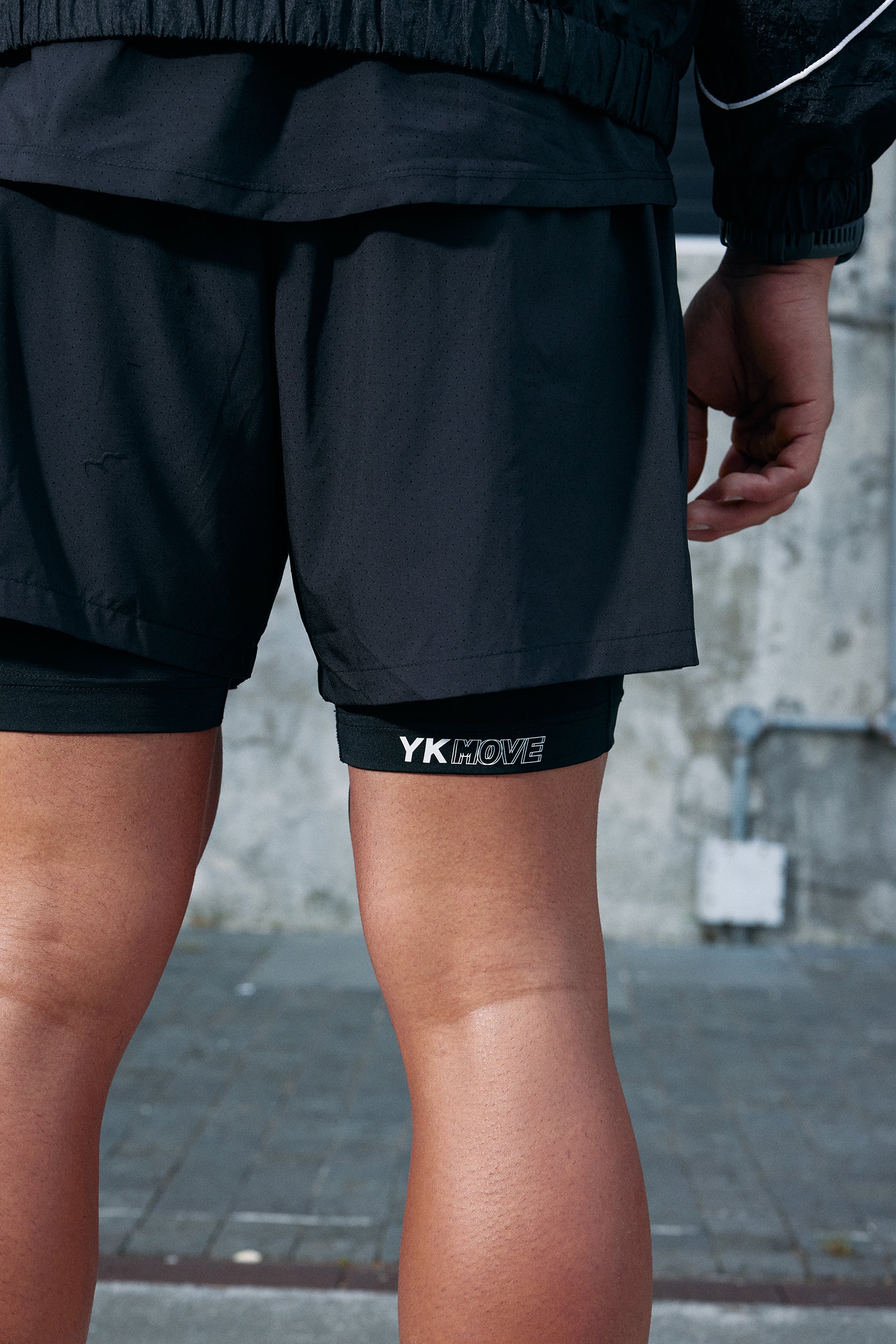 YK Move Motion Running Shorts | Black