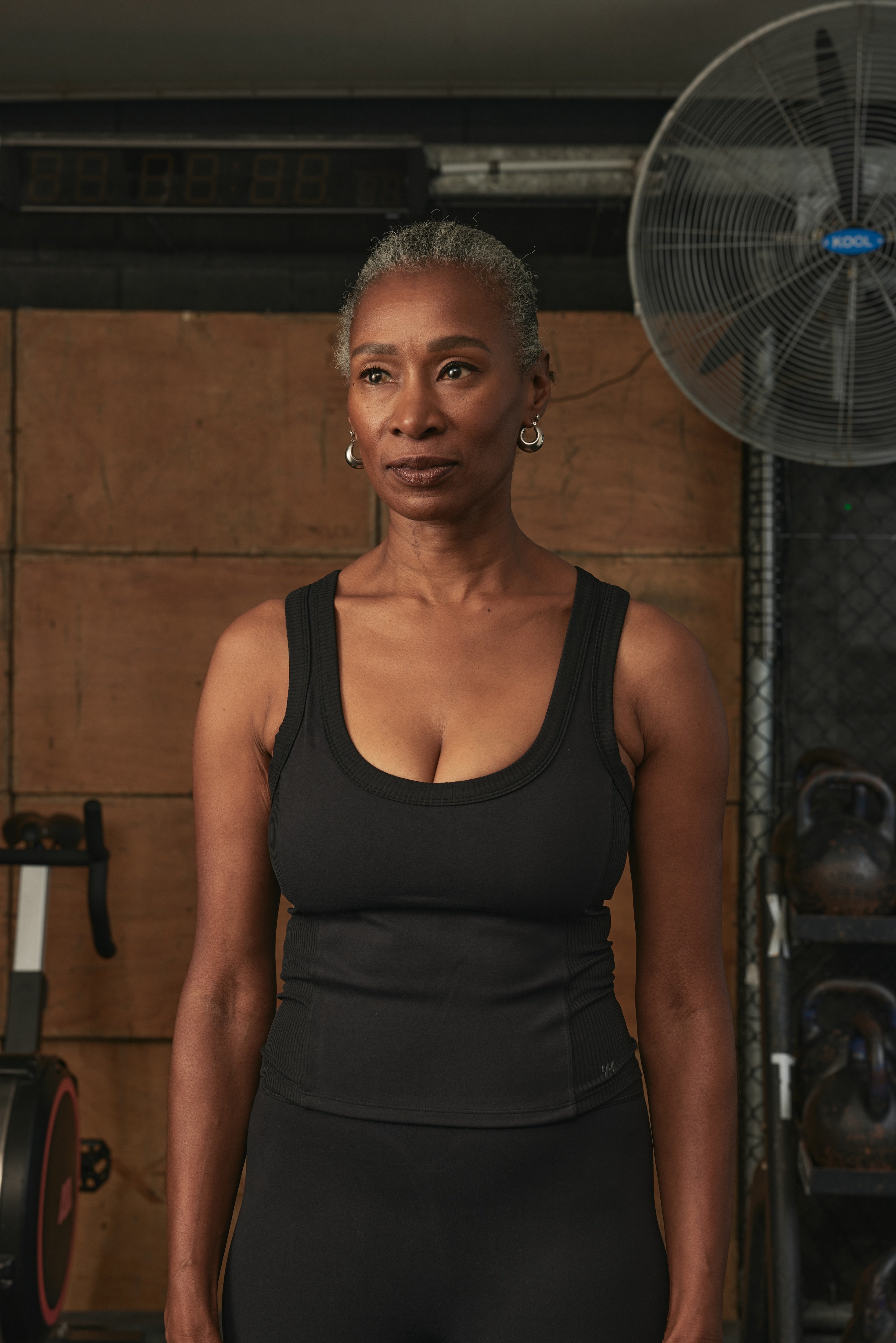 YK Move Ribbed Panel Tank | Black