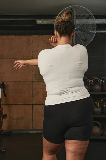 YK Move Cloud Short Sleeve | White