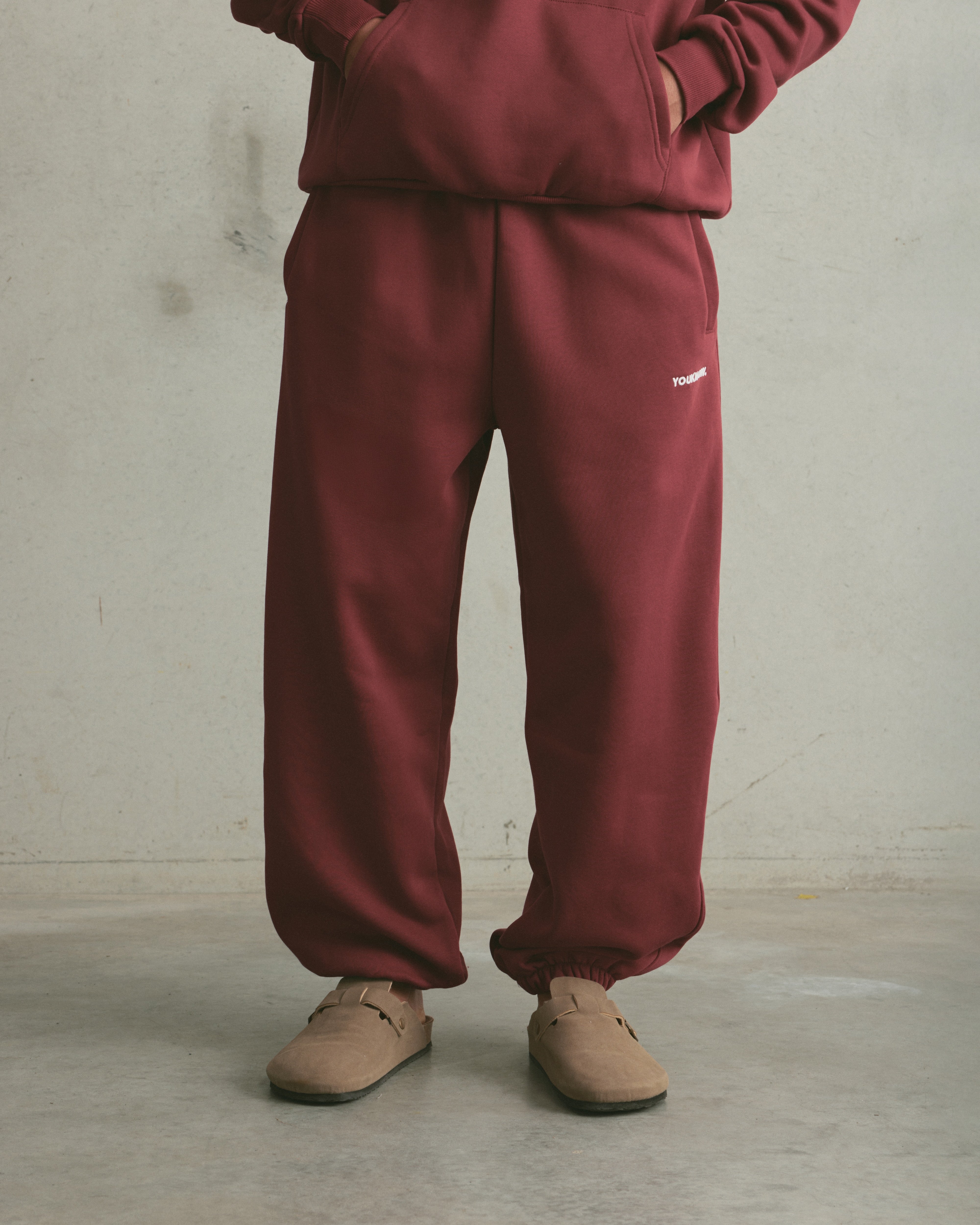 Core Cuffed Sweatpants | Maroon
