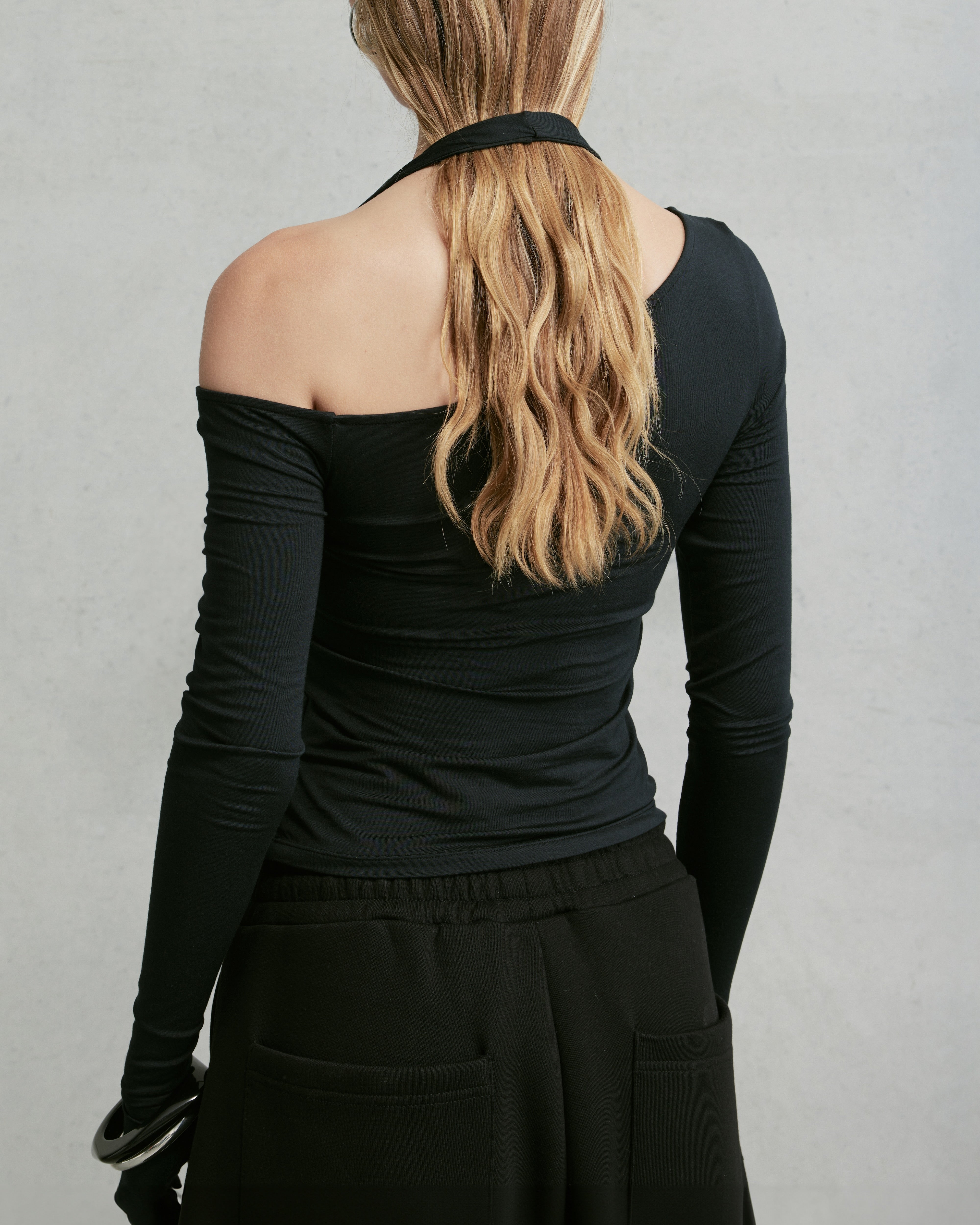 Nothing Layered Halter Longsleeve | Tar